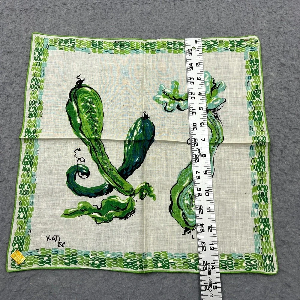 VTG  Handkerchief Kati‎ Vegetable Zucchini Gourd Green Linen Art 14.5